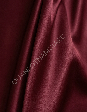  Dac diem ung dung Vai satin