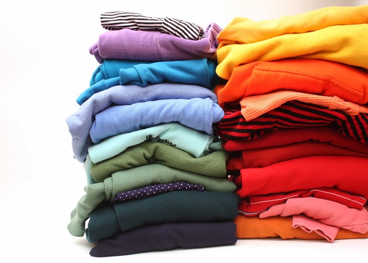 Làm sao để giặt quần áo và quần lót nam giá rẻ không bị phai màu?